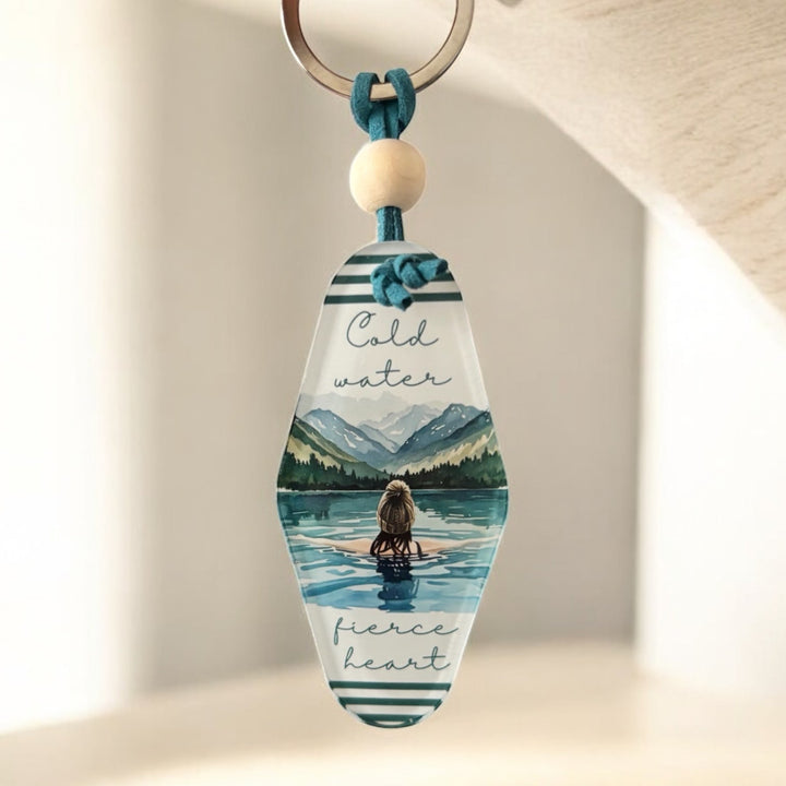 Cold Water Fierce Heart Swimming Lady Keyring – Retro Motel Style Boho Keychain with Bobble Hat Design, Choice of Blonde or Brunette Hair, Gift for Wild Swimming Lovers