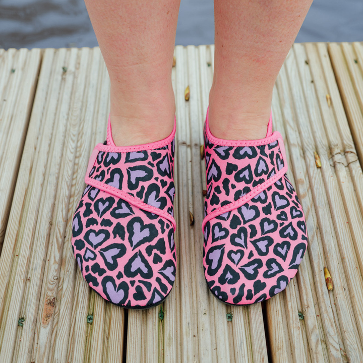 EasyOff™ Beach Shoes in Cold Cold Heart
