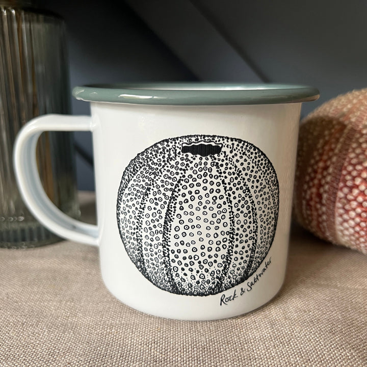 Sea urchin brooch and mug gift set