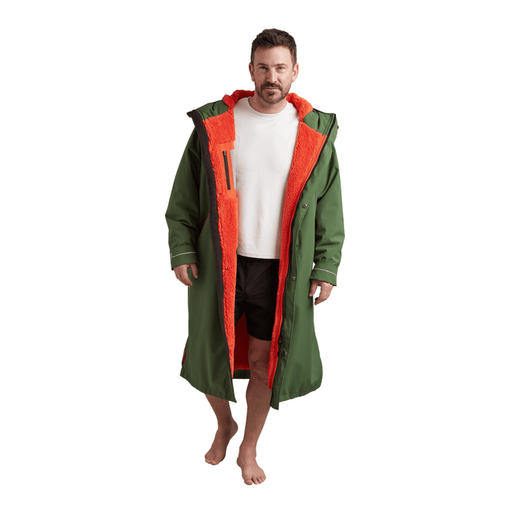 Interior view of Red Alter Evo men’s long sleeve waterproof changing robe in Forest Green showing the orange Sherpa fleece lining.