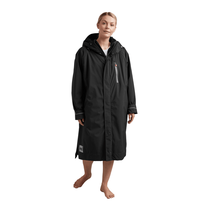 Front view of Red Alter Evo women’s long sleeve waterproof changing robe in Stealth Black.