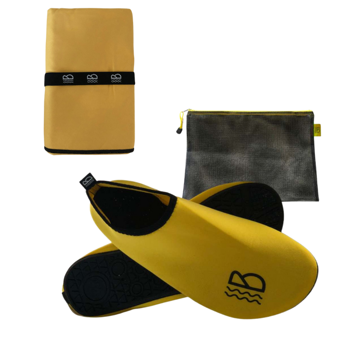 Shoes & Towel Beach Pack