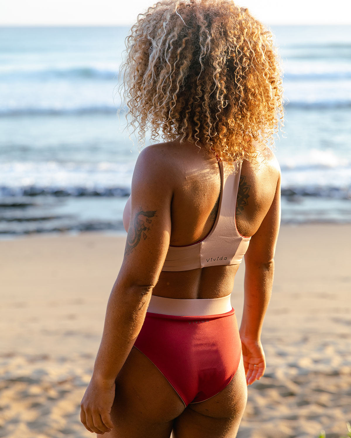 Nefeli Reversible Surf Bikini Bottom - Rhubarb Red/Misty Rose back