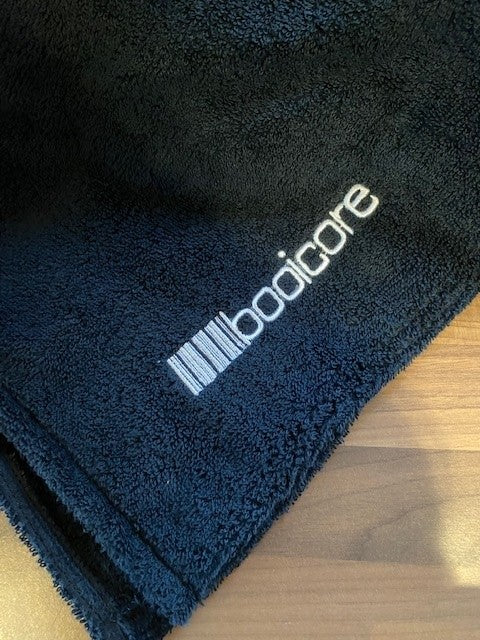 dirtbag™ booicore Changing Robe in Black