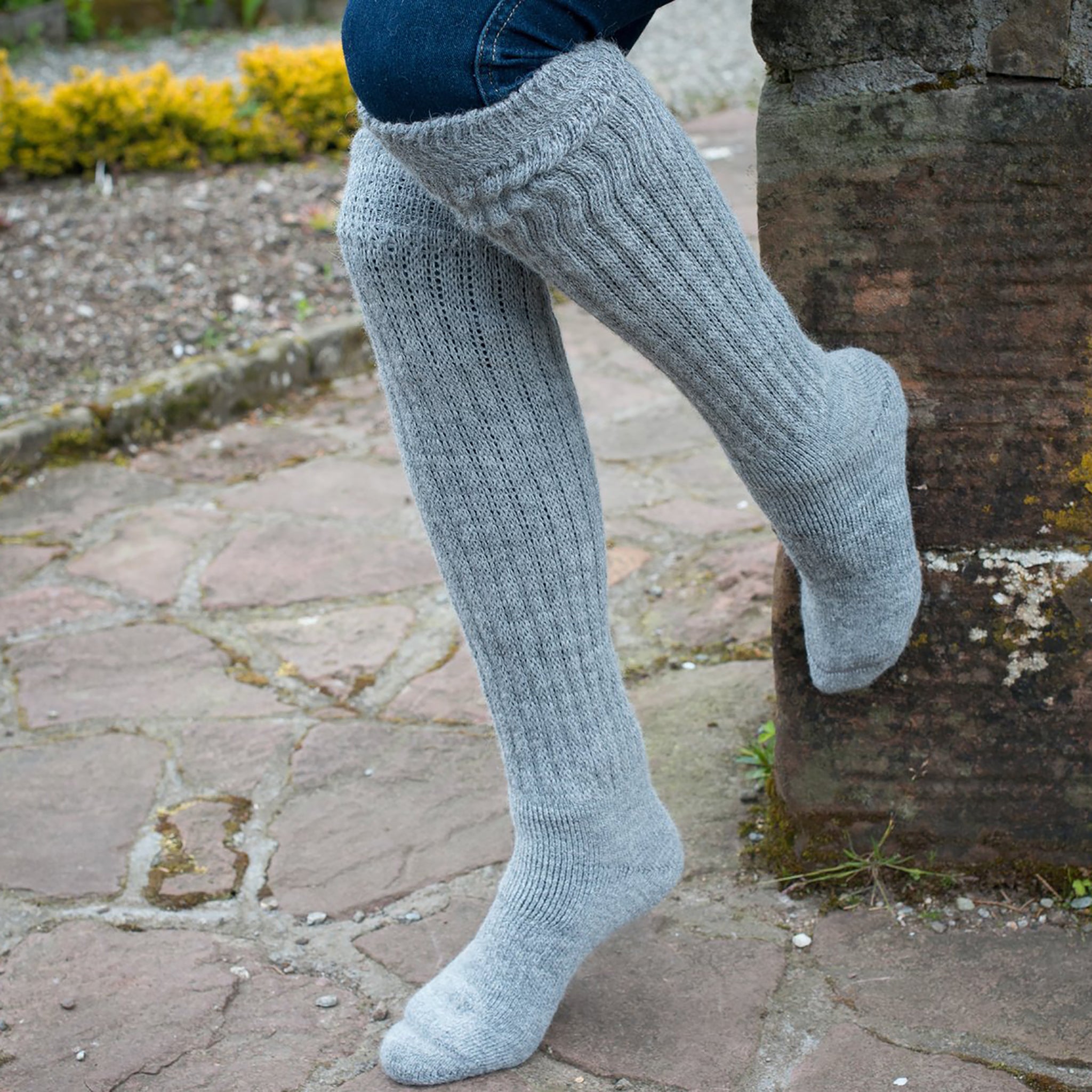 Morvah Welly Socks in Cableknit Alpaca